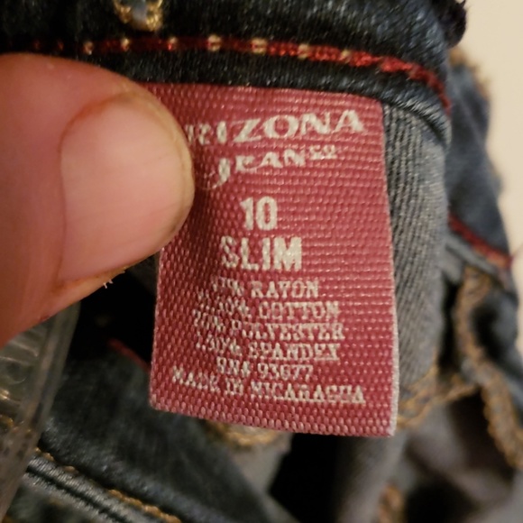 Arizona Jeans - Picture 3 of 4